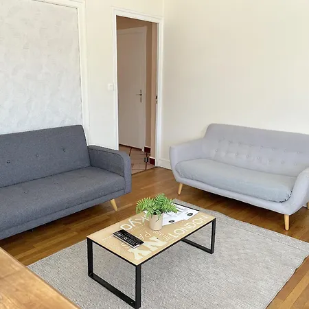 T3 Carnot Hyper Centre Apartment